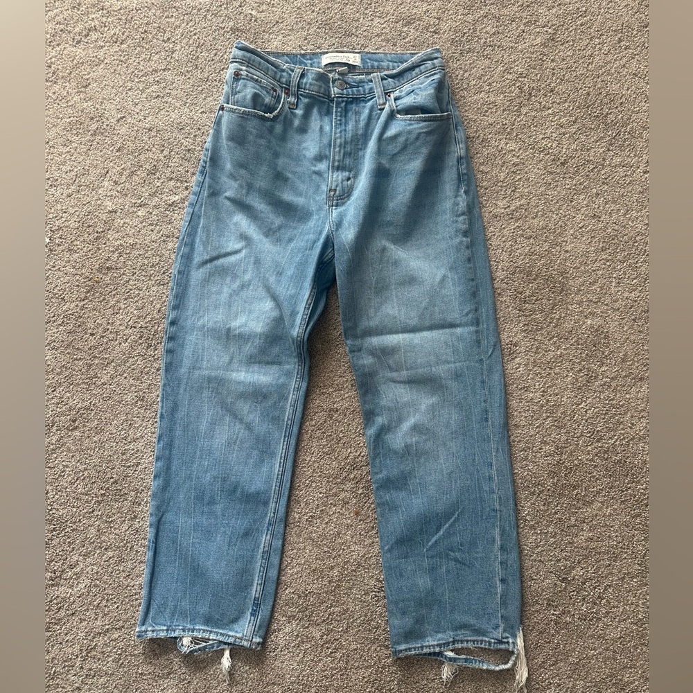 Abercrombie & Fitch- curve love the ankle straight ultra high rise jeans